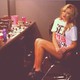Illustration for article titled Wayne Gretzky's Daughter Makes Triumphant, Pantsless Return To Twitter